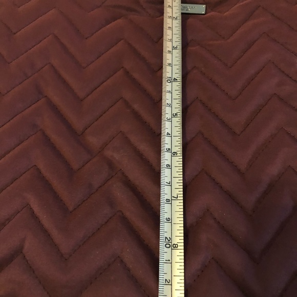 Liz Claiborne Quilted Shoulder Bag - Picture 6 of 6